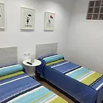 Anaral-casco Viejo Gijon-autocheck 24h Apartman Gijón