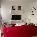 Anaral-casco Viejo Gijon-autocheck 24h Apartman